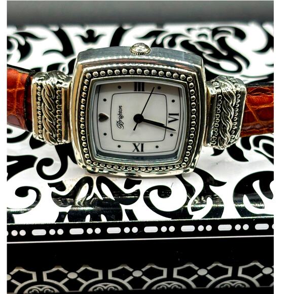 Brighton Toulouse W3130 Womens Reversible Brown Black Leather Strap Watch NIBWT main image 6